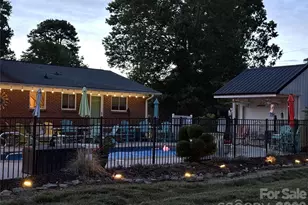 403 W Old Post Rd, Cherryville, NC 28021 - Photo 2