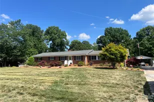 403 W Old Post Rd, Cherryville, NC 28021 - Photo 8