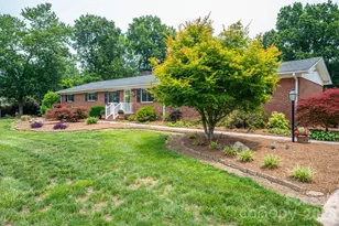 403 W Old Post Rd, Cherryville, NC 28021 - Photo 1