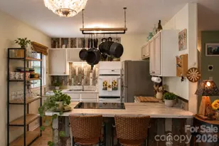 1122 Zion Ct, Charlotte, NC 28209 - Photo 10