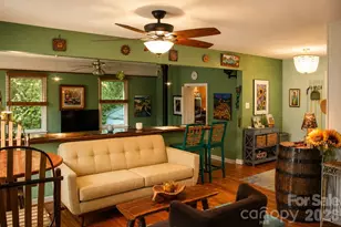 1122 Zion Ct, Charlotte, NC 28209 - Photo 6