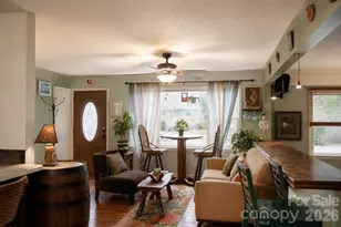 1122 Zion Ct, Charlotte, NC 28209 - Photo 6