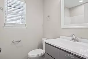 613 Hoskins Ridge Ln, Charlotte, NC 28216 - Photo 24
