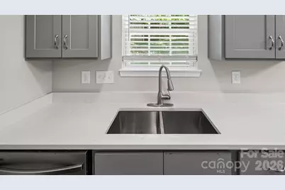 613 Hoskins Ridge Lane, Charlotte, NC 28216 - Photo 12