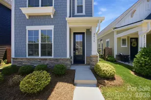 2015 Claybrook Ln, Denver, NC 28037 - Photo 2