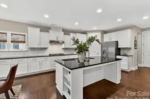2028 Perry Pond Dr, Waxhaw, NC 28173 - Photo 10