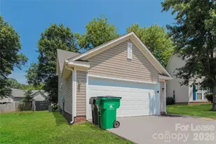 7308 Fallow Ln, Charlotte, NC 28273 - Photo 2