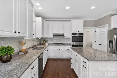 607 Birchwood Drive, Waxhaw, NC 28173 - Photo 8