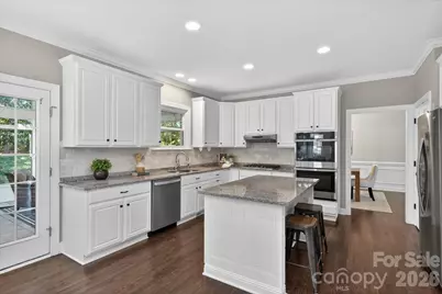 607 Birchwood Drive, Waxhaw, NC 28173 - Photo 6