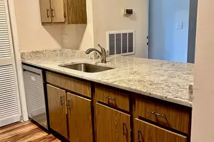 11020 Harrowfield Rd, Charlotte, NC 28226 - Photo 2