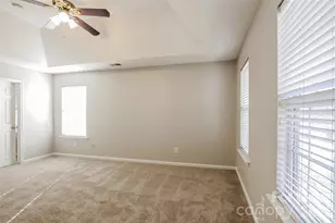 10802 Gold Pan Rd, Charlotte, NC 28215 - Photo 8