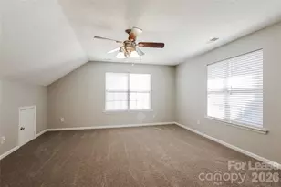 10802 Gold Pan Rd, Charlotte, NC 28215 - Photo 12