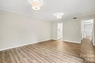 6617 Bunker Hill Cir, Charlotte, NC 28210 - Photo 14