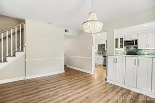 6617 Bunker Hill Cir, Charlotte, NC 28210 - Photo 6