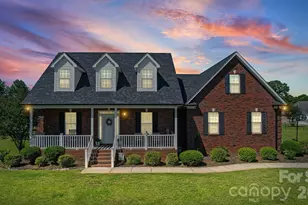 2318 Cardinal Ridge Ln, Wingate, NC 28174 - Photo 1