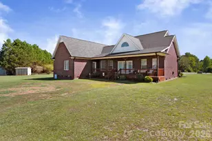 2318 Cardinal Ridge Ln, Wingate, NC 28174 - Photo 6