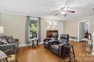 1815 Hemlock Ave, Gastonia, NC 28054 - Photo 6