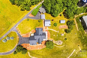 4862 Pinnacle Mountain Rd, Zirconia, NC 28790 - Photo 8