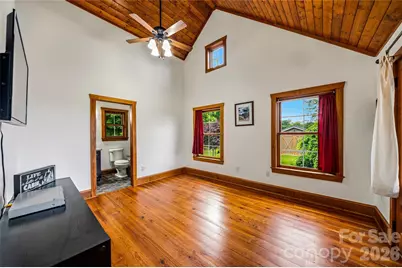 4862 Pinnacle Mountain Road, Zirconia, NC 28790 - Photo 36