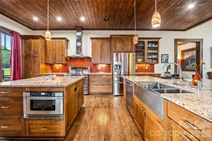 4862 Pinnacle Mountain Rd, Zirconia, NC 28790 - Photo 20