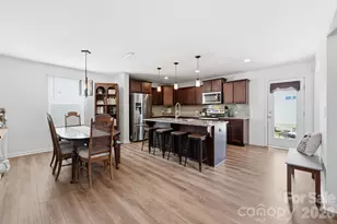 517 Falls Ln, Kannapolis, NC 28081 - Photo 14
