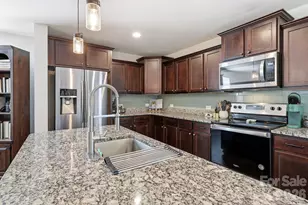 517 Falls Ln, Kannapolis, NC 28081 - Photo 10