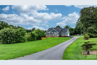 111 Pinewood Road, Granite Falls, NC 28630 - Photo 2