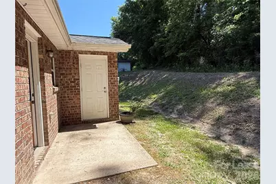 919 N Flint Street, Lincolnton, NC 28092 - Photo 10
