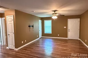 919 N Flint St, Lincolnton, NC 28092 - Photo 4