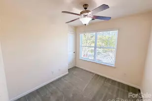 13809 Singleleaf Lane, Charlotte, NC 28278 - Photo 10