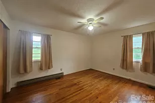 3025 Hazel Dr, Shelby, NC 28152 - Photo 4