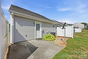 915 Barracuda Ave, Statesville, NC 28677 - Photo 22