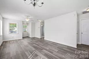 915 Barracuda Ave, Statesville, NC 28677 - Photo 2