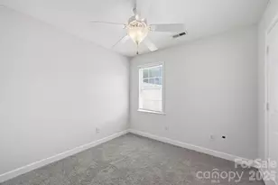 915 Barracuda Ave, Statesville, NC 28677 - Photo 14