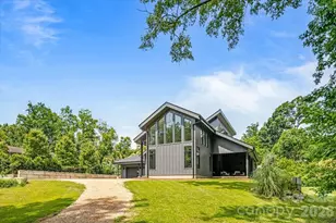 3304 Mar Vista Cir, Charlotte, NC 28209 - Photo 1
