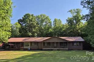 390 Low Water Bridge Rd, Troy, NC 27371 - Photo 2