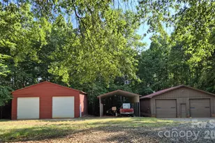 390 Low Water Bridge Rd, Troy, NC 27371 - Photo 4