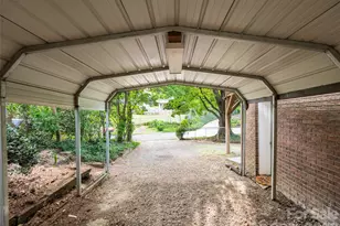 70 Michigan Ave, Asheville, NC 28806 - Photo 48