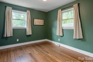 70 Michigan Ave, Asheville, NC 28806 - Photo 18