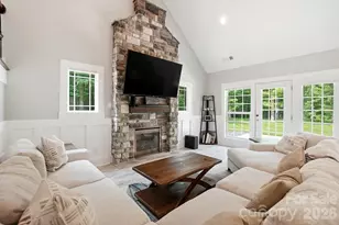 9151 Vagabond Rd, Charlotte, NC 28227 - Photo 6