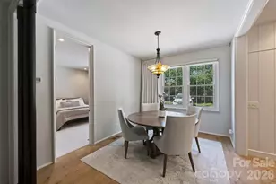 930 Ardsley Rd, Charlotte, NC 28207 - Photo 14
