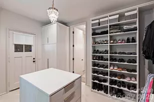 930 Ardsley Rd, Charlotte, NC 28207 - Photo 30