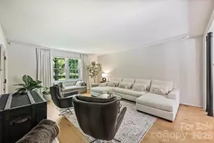 930 Ardsley Rd, Charlotte, NC 28207 - Photo 8