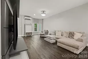 316 W 10th St, Charlotte, NC 28202 - Photo 10