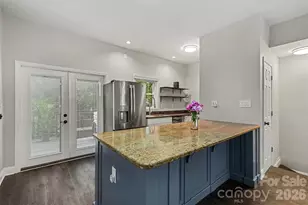 316 W 10th St, Charlotte, NC 28202 - Photo 12