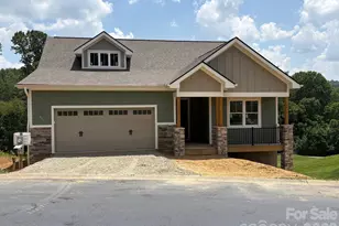 148 Triple Fairways Dr, Hendersonville, NC 28739 - Photo 1