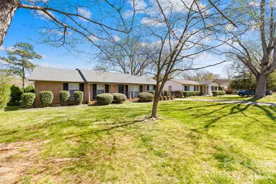 4033 Woodgreen Terrace, Charlotte, NC 28205 - Photo 2