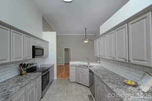 204 Jim Parker Rd, Monroe, NC 28110 - Photo 6