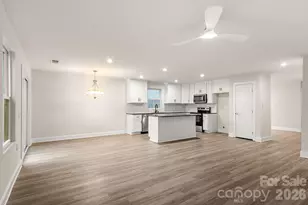 4238 Mackinnon Dr, Charlotte, NC 28214 - Photo 14