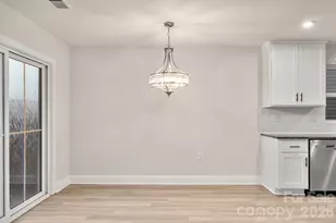 4238 Mackinnon Dr, Charlotte, NC 28214 - Photo 12